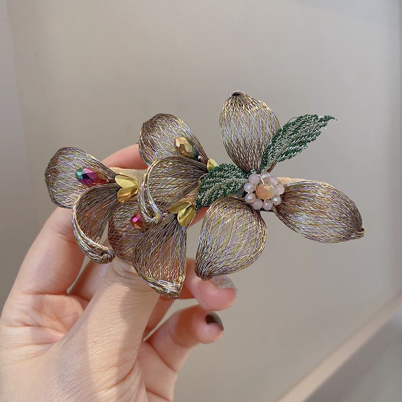 Elegant Flower-de-Luce Romantic Barrettes