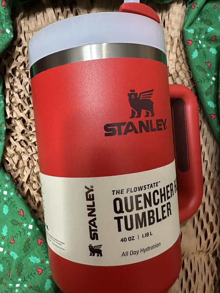 Authentic Stanley 40oz Lava Red H2.0 Flowstate Quencher Tumbler Valentines Gift